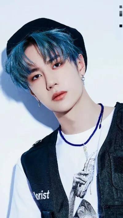 娱乐吃瓜王一博微博